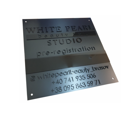 Фото Вывеска с рельефными объемными буквами 400х400 мм