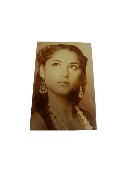 Фото Табличка портрет на дереве 100х70 мм